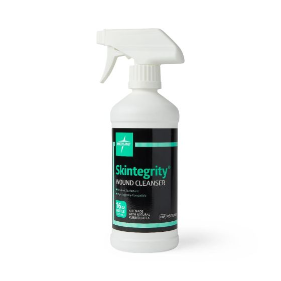 Front view of a 16 oz bottle of Medline Skintegrity Wound Cleanser, a professional-grade, non-cytotoxic first aid spray for gentle wound cleansing. Product Image